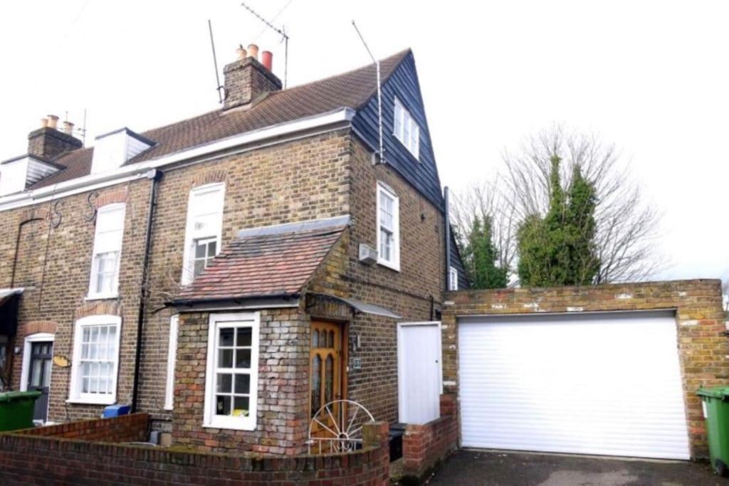 3Bedroom Beautiful Cottage Cheshunt Esterno foto